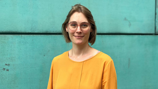 Foto zum Thema "Verwaltung für Demokratie": Zu sehen ist Julia Kümper, Vorsitzende des Vereins Verwaltung für Demokratie.